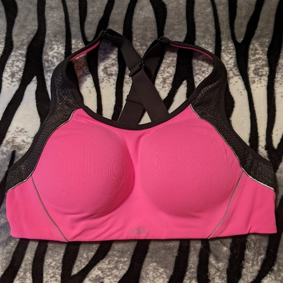 💓Victoria's Secret VSX sports bra 34B💓 - Picture 1 of 5